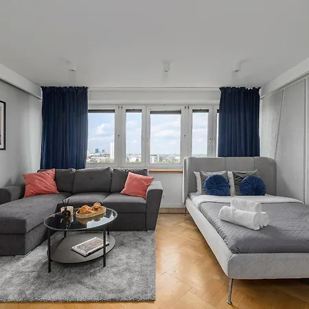 Lumina I 3-room With Balcony I 8 Guests I Center