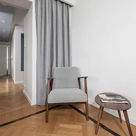 Lumina I 3-room With Balcony I 8 Guests I Center * Warszawa
